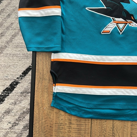 San Jose Sharks Jersey Youth size L/XL - Picture 4 of 8